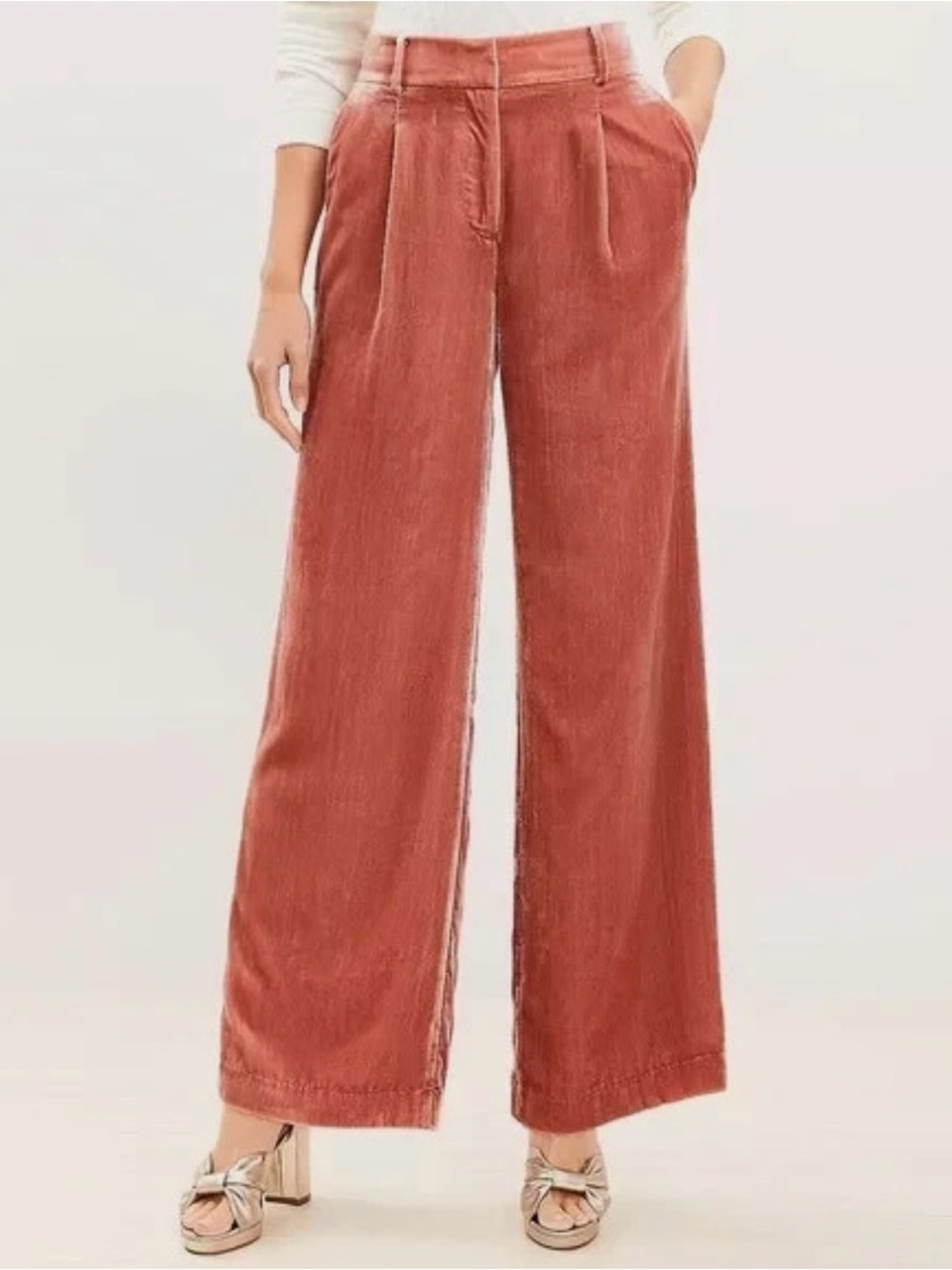 LOFT Peyton Velvet Wide Leg Trouser Pants in Rose Cream Size 4
